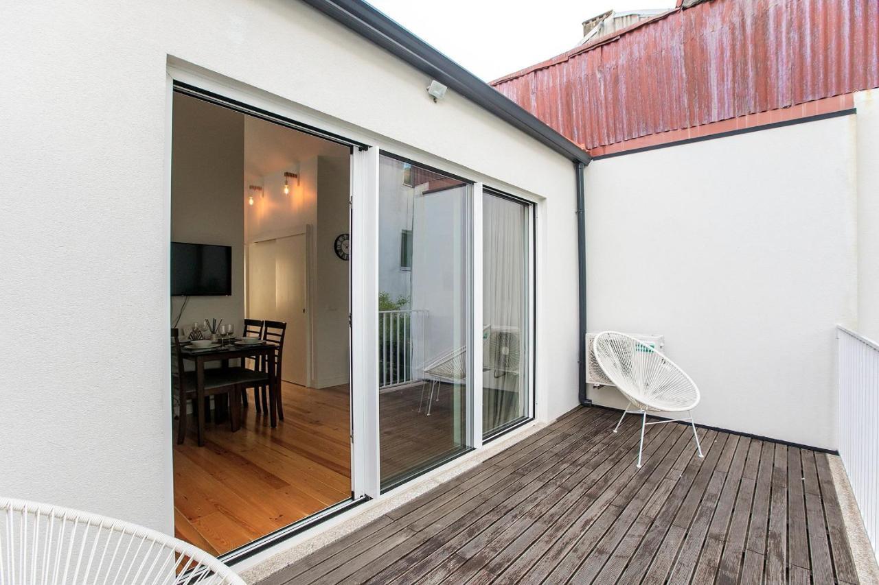 Lovelystay - Cozy 1Br In Santa Catarina W/ Balcony OOporto Esterno foto